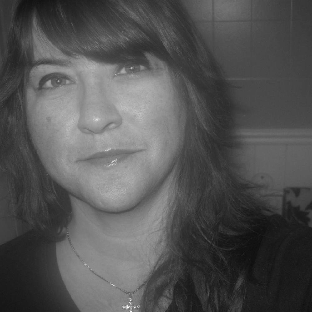 Meet your Posher, Iris